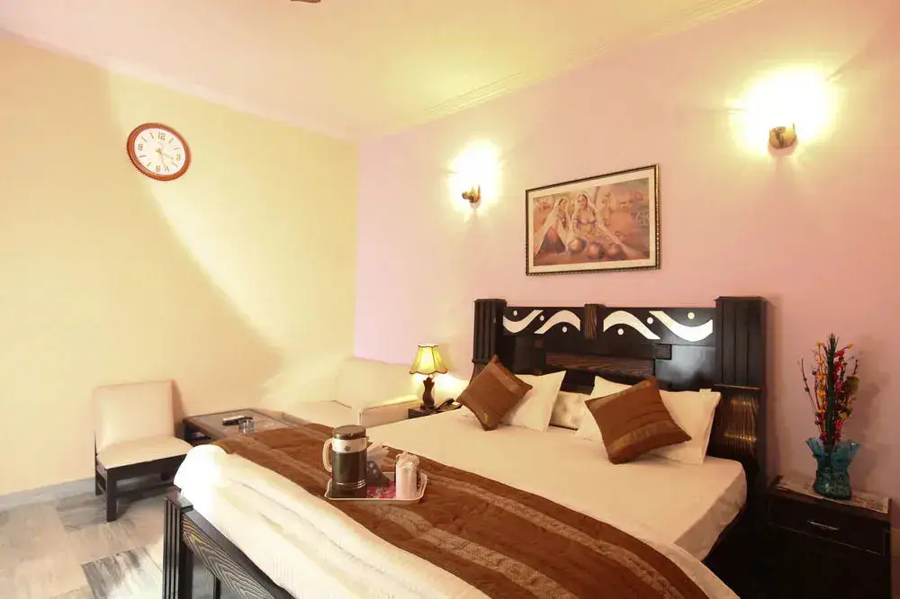 Нойда: Fabhotel Ivy Inn