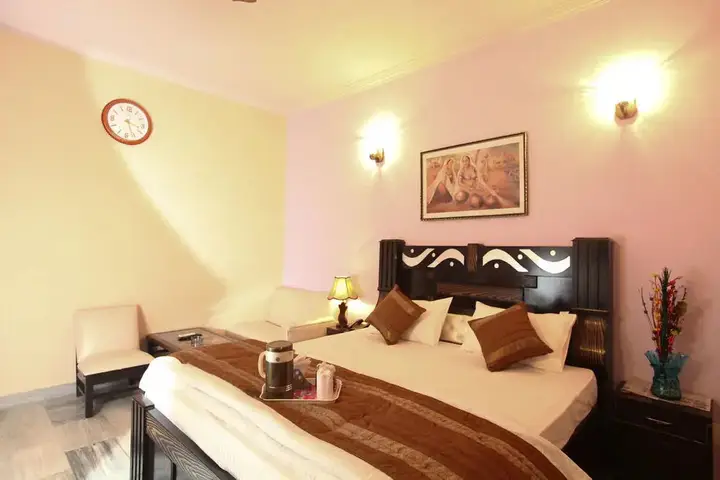 Нойда: Fabhotel Ivy Inn