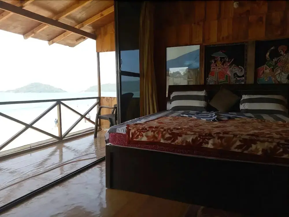 Южный Гоа: Royal Touch Beach Huts & Restaurant