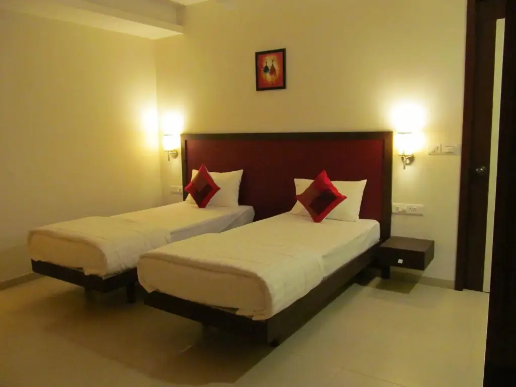 Бангалор: Ixora Suites