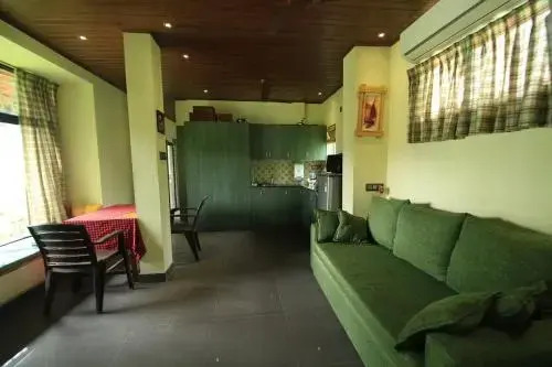 Атирапалли: Pearl Spot