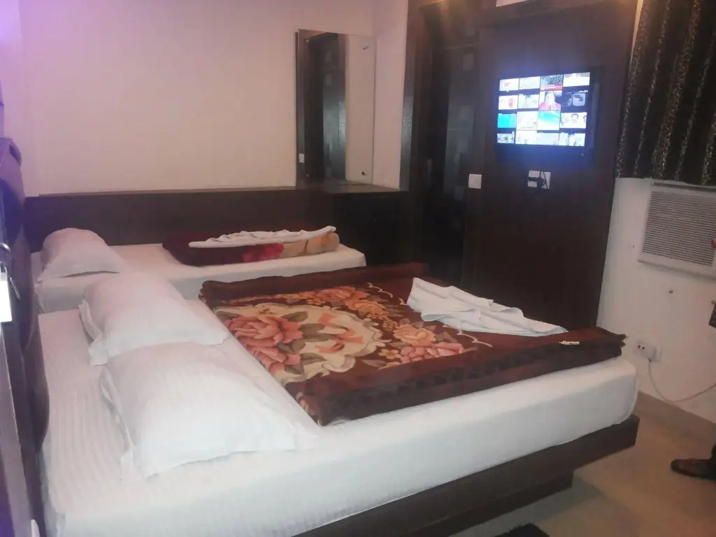 Нью-Дели: Hotel D Suites DXr