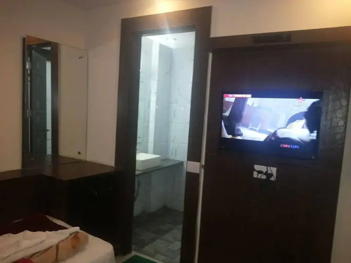 Нью-Дели: Hotel D Suites DXr