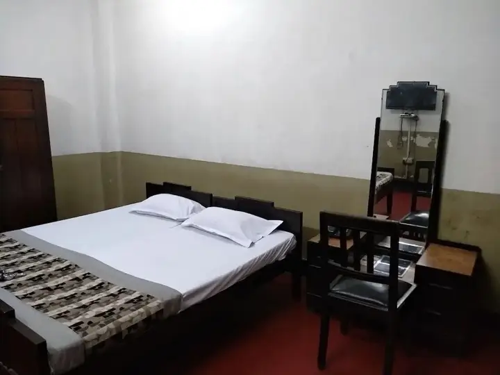 Колката: Broadway Hotel