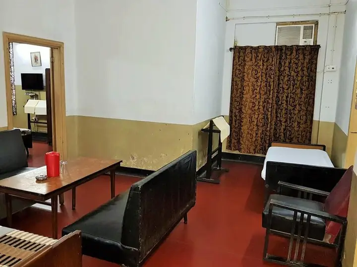 Колката: Broadway Hotel