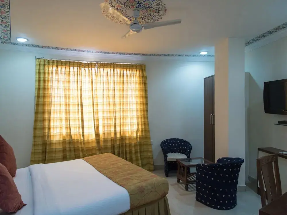 Удаипур: Orbit Hotel