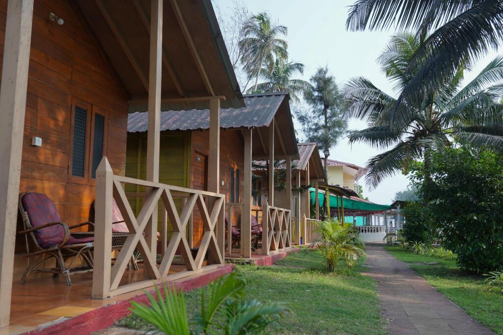 Sea Paradise Bamboo Beach Huts — фото 1