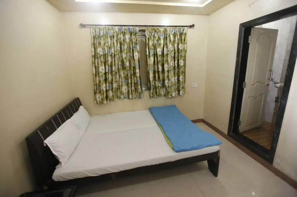 Мумбаи: Hotel Al Madina
