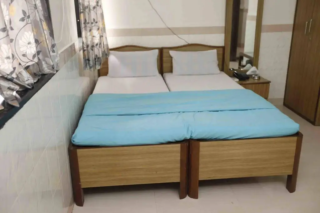 Мумбаи: Hotel Al Madina