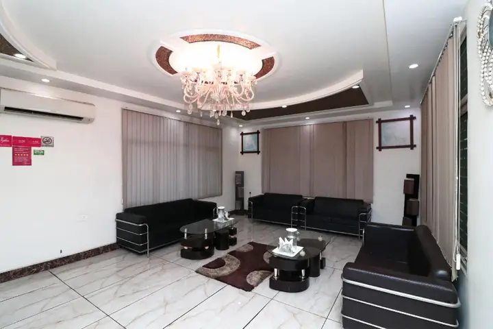 Наинитал: OYO 4635 Sheetal Hotel
