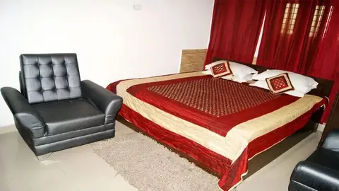 Hotel Satya Palace — фото 1