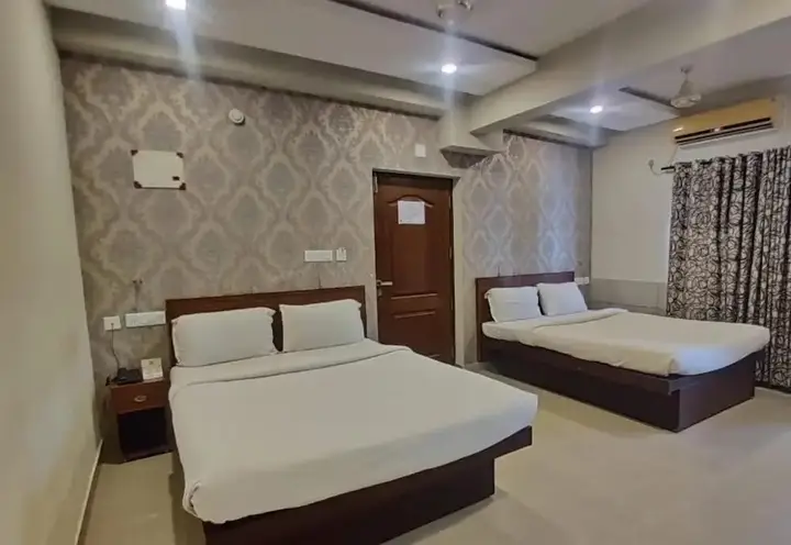 Паллипурам: Hotel Sreepathy Indraprastha