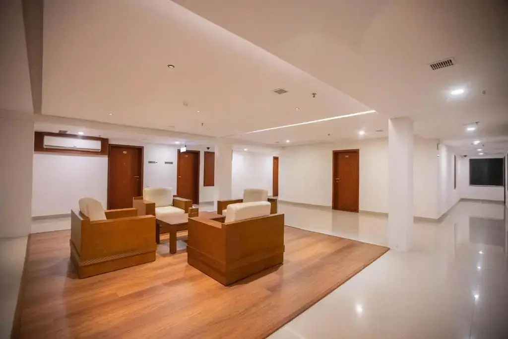 Триссур: Hotel Niya Regency