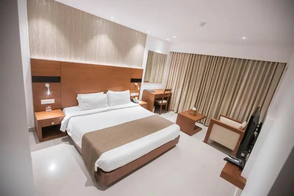 Триссур: Hotel Niya Regency