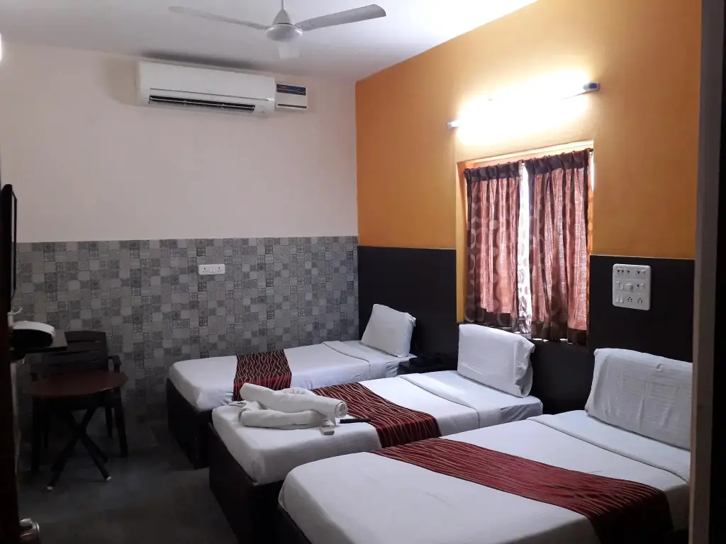 Ченнаи: Season 4 Residences - Thiruvanmiyur
