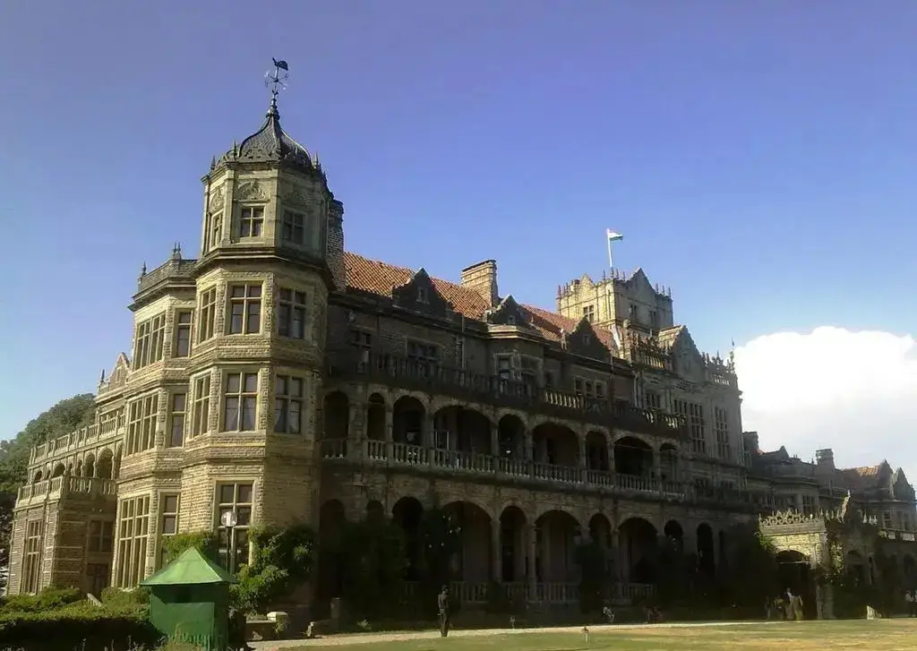 Aamantran Stays Shimla — фото 1
