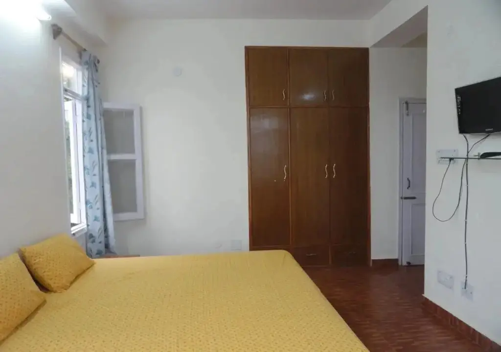 Куфри: Aamantran Stays Shimla