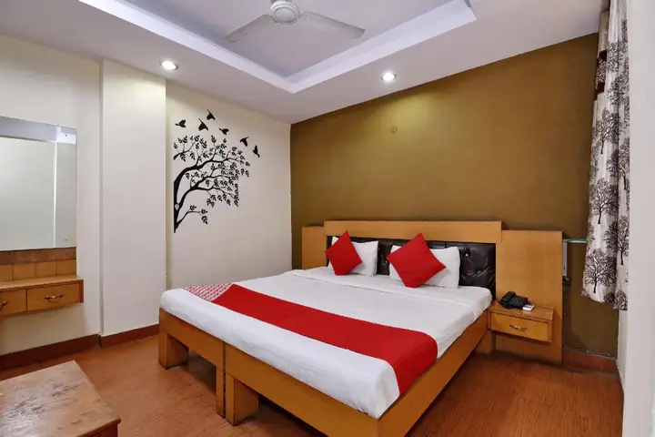 Нью-Дели: OYO 305 Hotel Rajdeep Palace