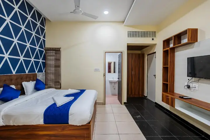 Пудучерри: Hotel Palanisamy - MG Road