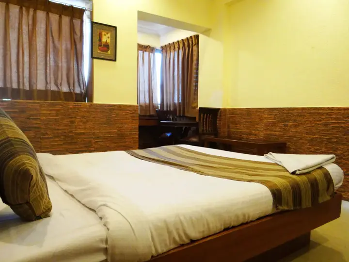 Мумбаи: Lucky Hotel Bandra
