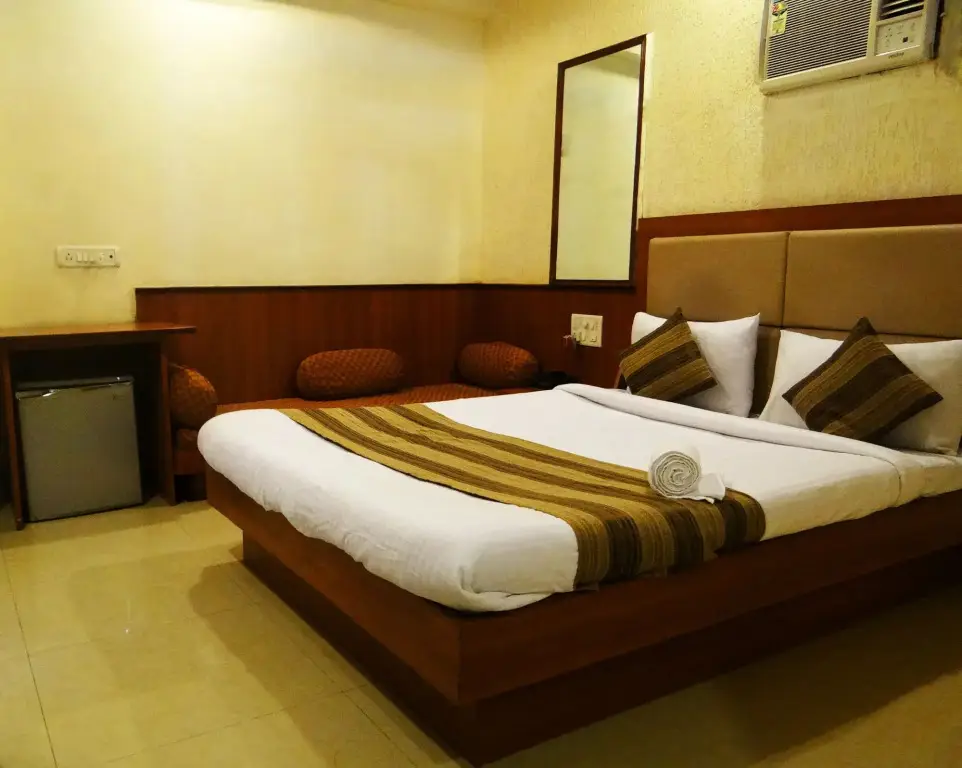Мумбаи: Lucky Hotel Bandra