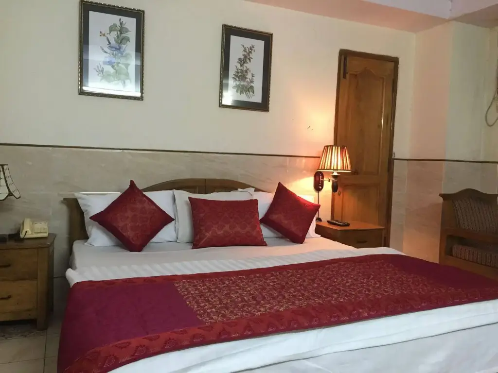 Фаридабад: Hotel Ekant