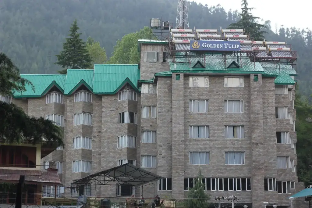 Манали: Golden Tulip Manali Hotel