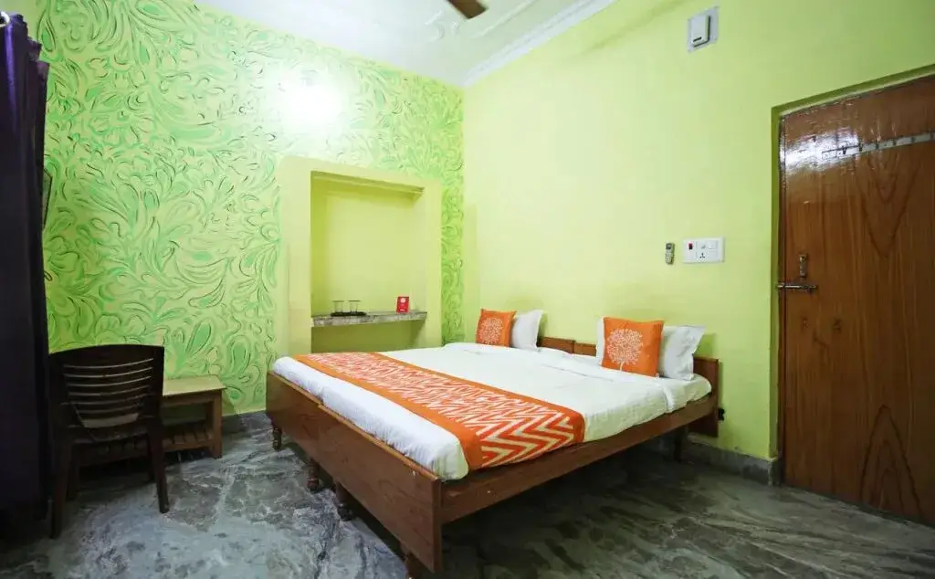 Бодх-Гая: Anukul Guest House