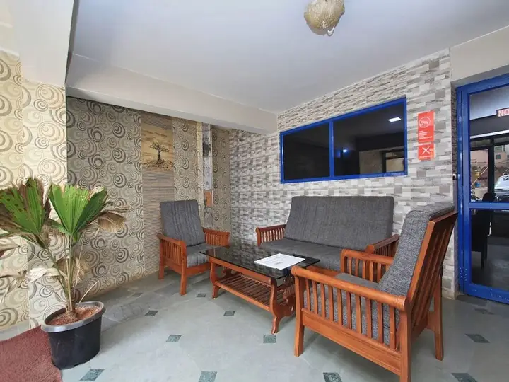 Ути: OYO 13597 Travel Stay Residency
