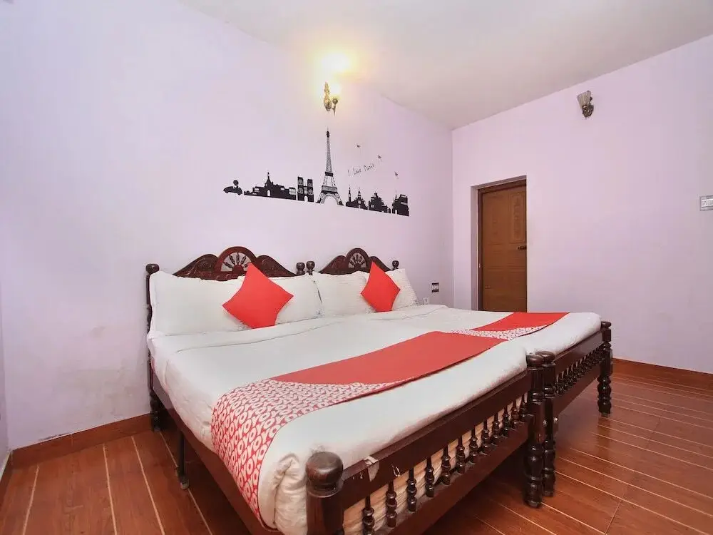Ути: OYO 13597 Travel Stay Residency