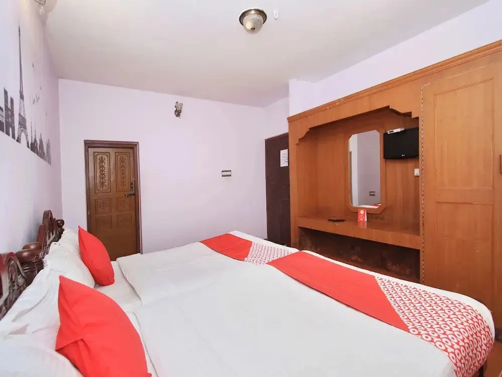 Ути: OYO 13597 Travel Stay Residency