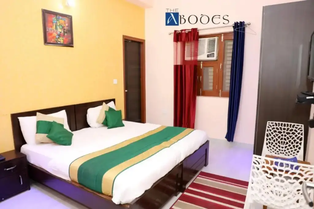 Большая Нойда: FabExpress Abodes House