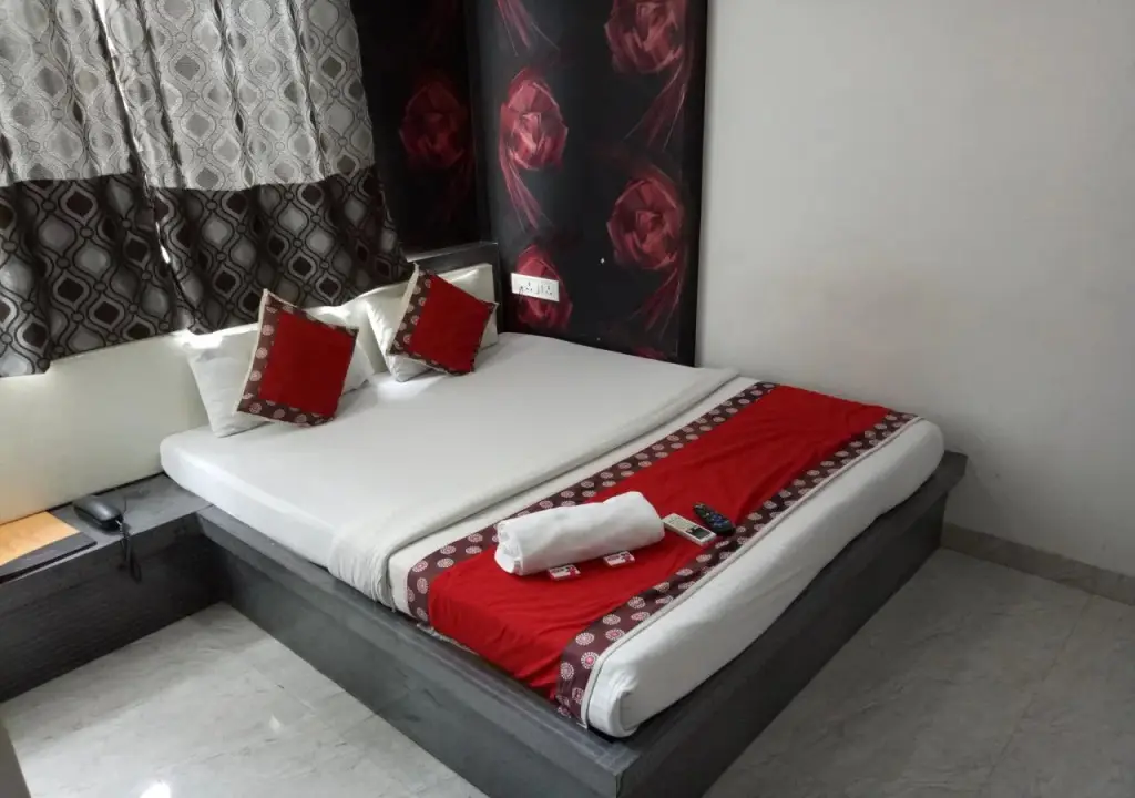 Индаур: Sky Hotel