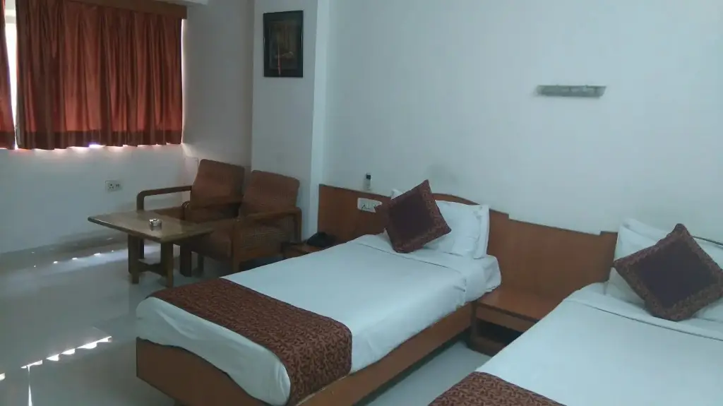 Индаур: Hotel Kalinga