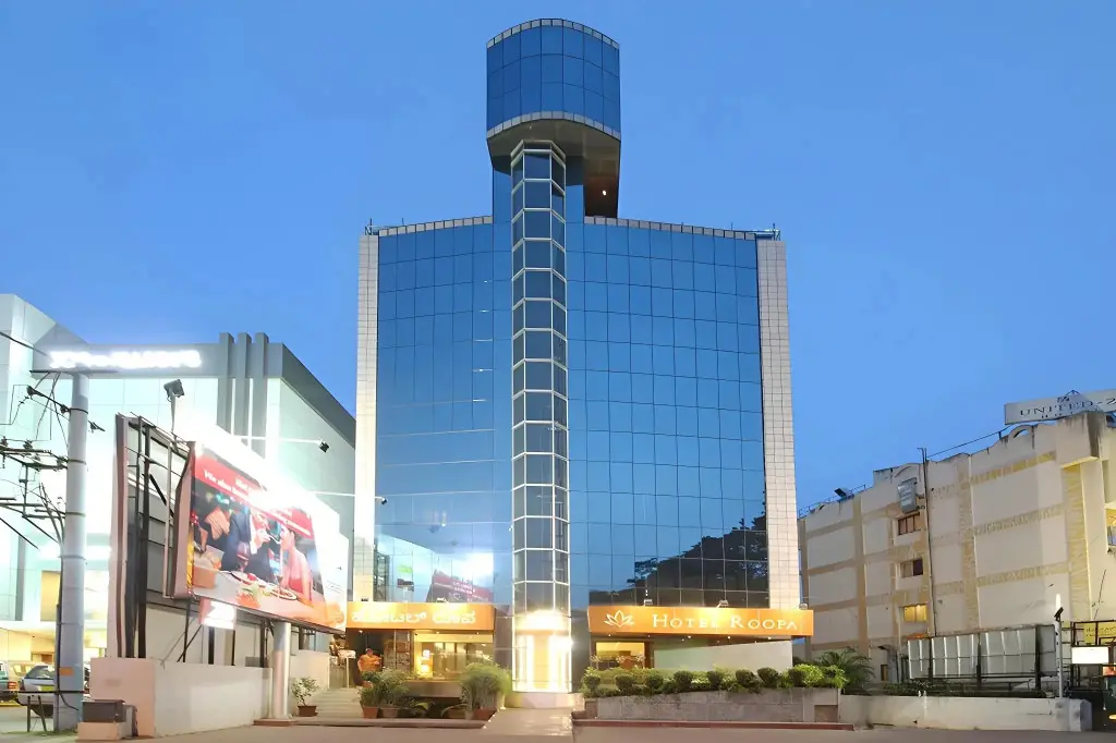 Майсур: Hotel Roopa