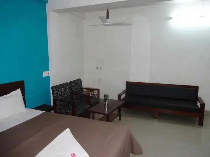 Гайя: Hotel Ajatsatru