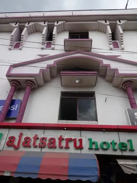 Hotel Ajatsatru — фото 1
