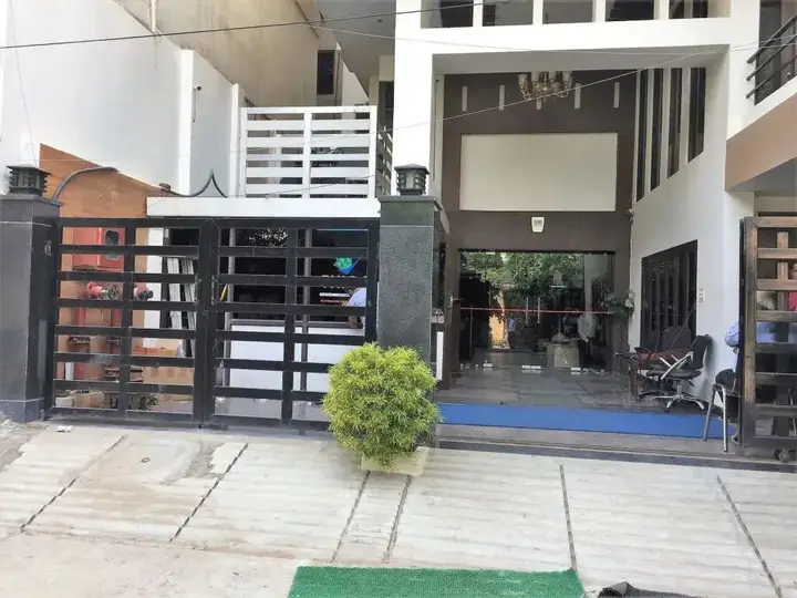Варанаси: Hotel Park Plaza Varanasi