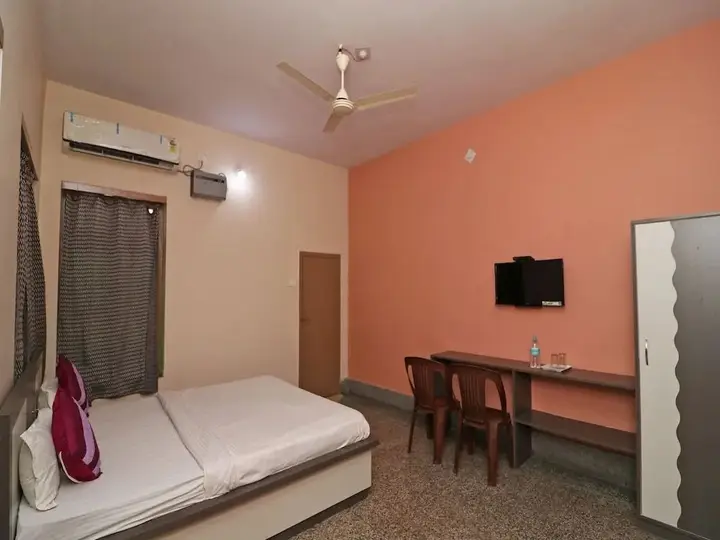 Гайя: Hotel Saraogi Palace