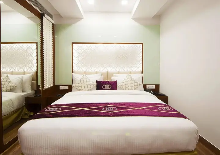 Нью-Дели: Hotel Swaran Palace