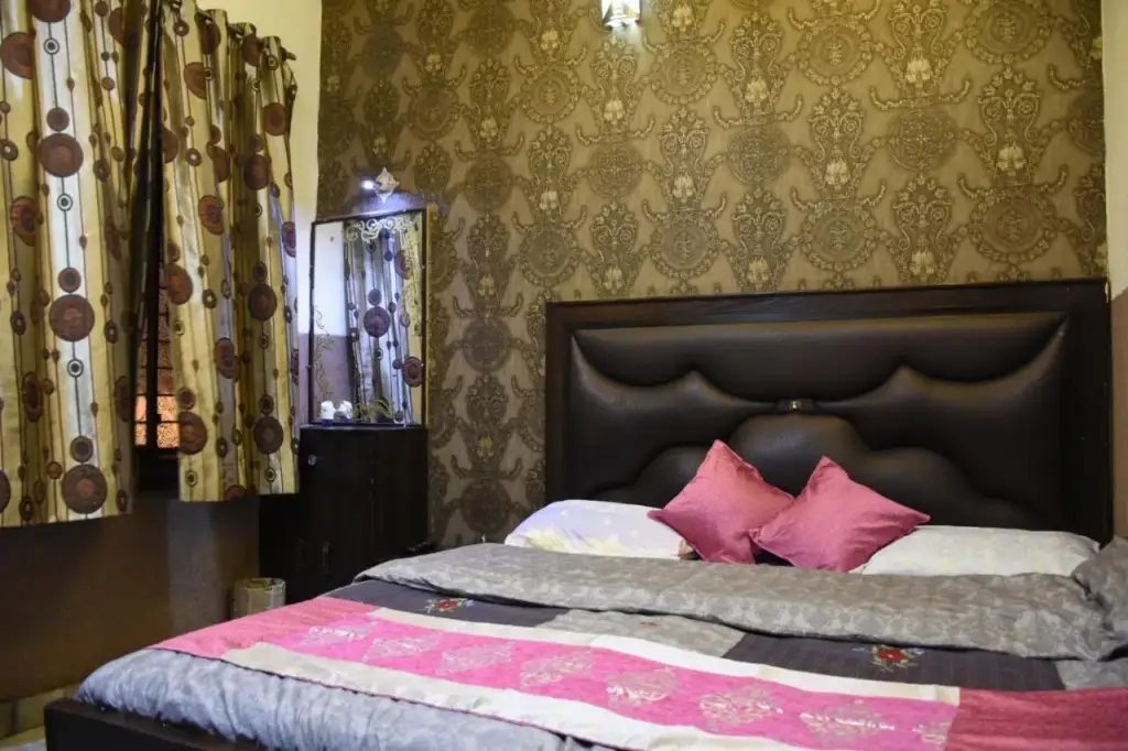 Агра: Lucky Restaurant And Guest House