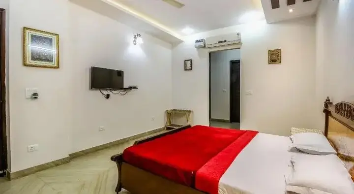 Нью-Дели: Stay Royal Bed & Breakfast