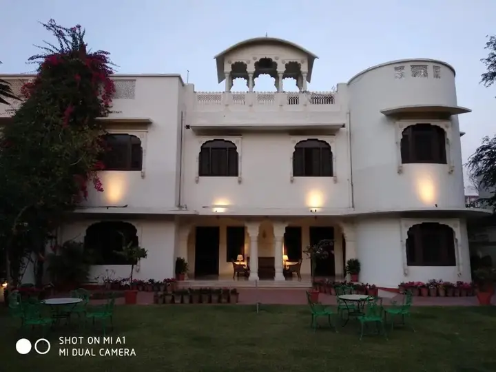 Джайпур: Hotel Megh Niwas