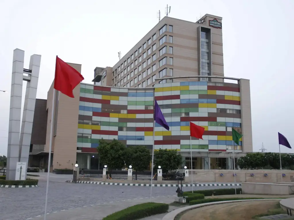 Country Inn & Suites by Radisson, Bathinda — фото 1
