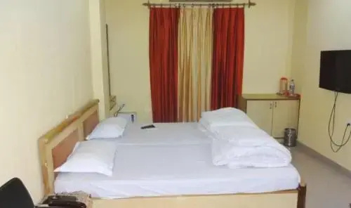 Гайя: Hotel Gharana