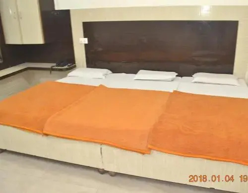 Лакхнау: Hotel Rest Inn