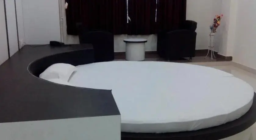 Балангир: Hotel Bhammars