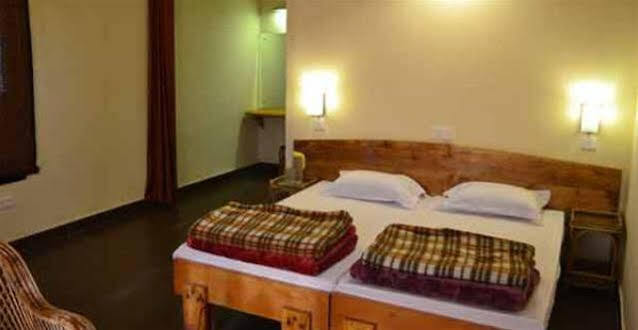 Наинитал: Hotel Corbett Plaza