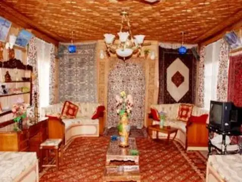 Peace of Mind Group of Houseboat — фото 1