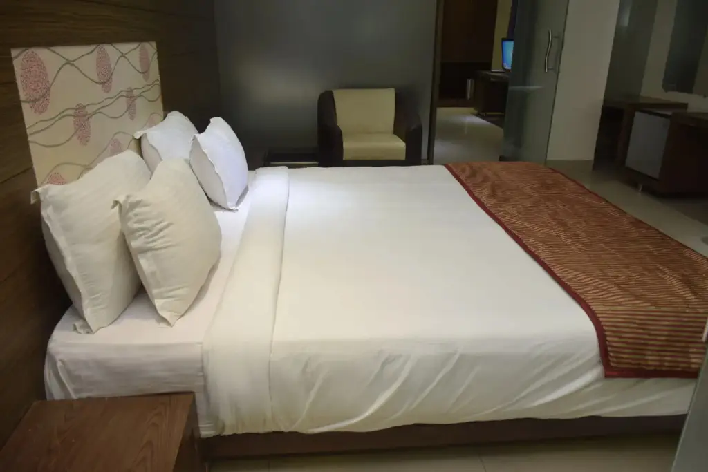 Ширди: Hotel Vir Sai